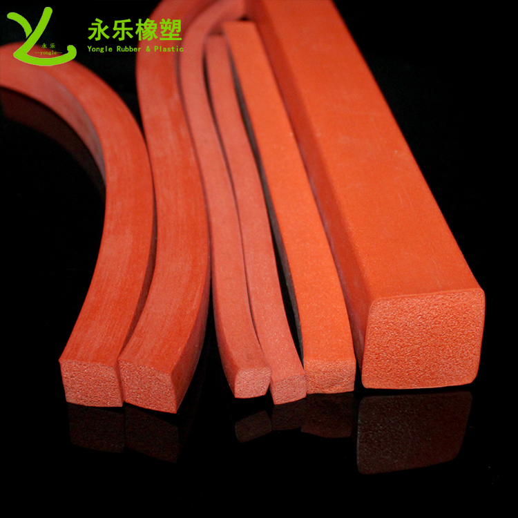 寶坻擠出防撞發(fā)泡硅膠條，阻燃發(fā)泡硅膠條，無(wú)氣味門窗發(fā)泡硅膠密封條